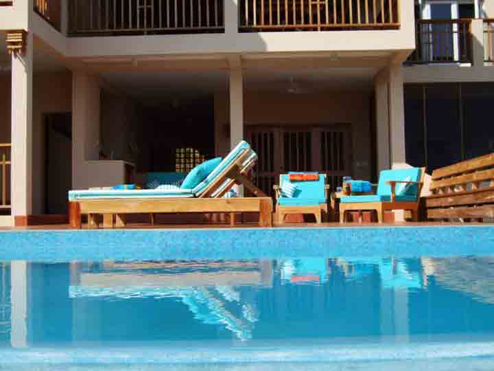 pool house.jpg